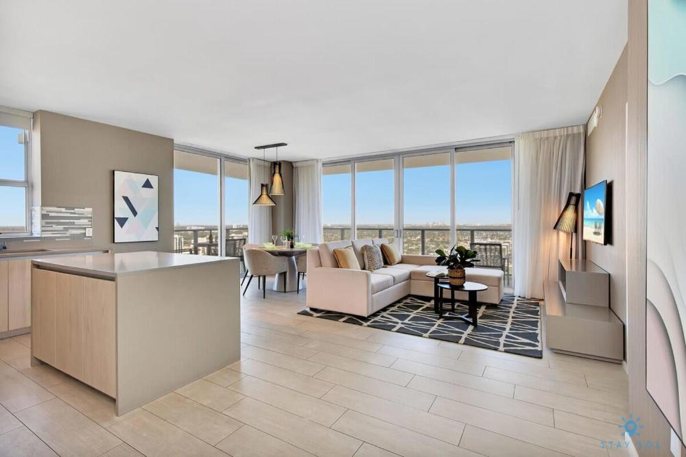 High Floor with Stunning View Pools Near Beach